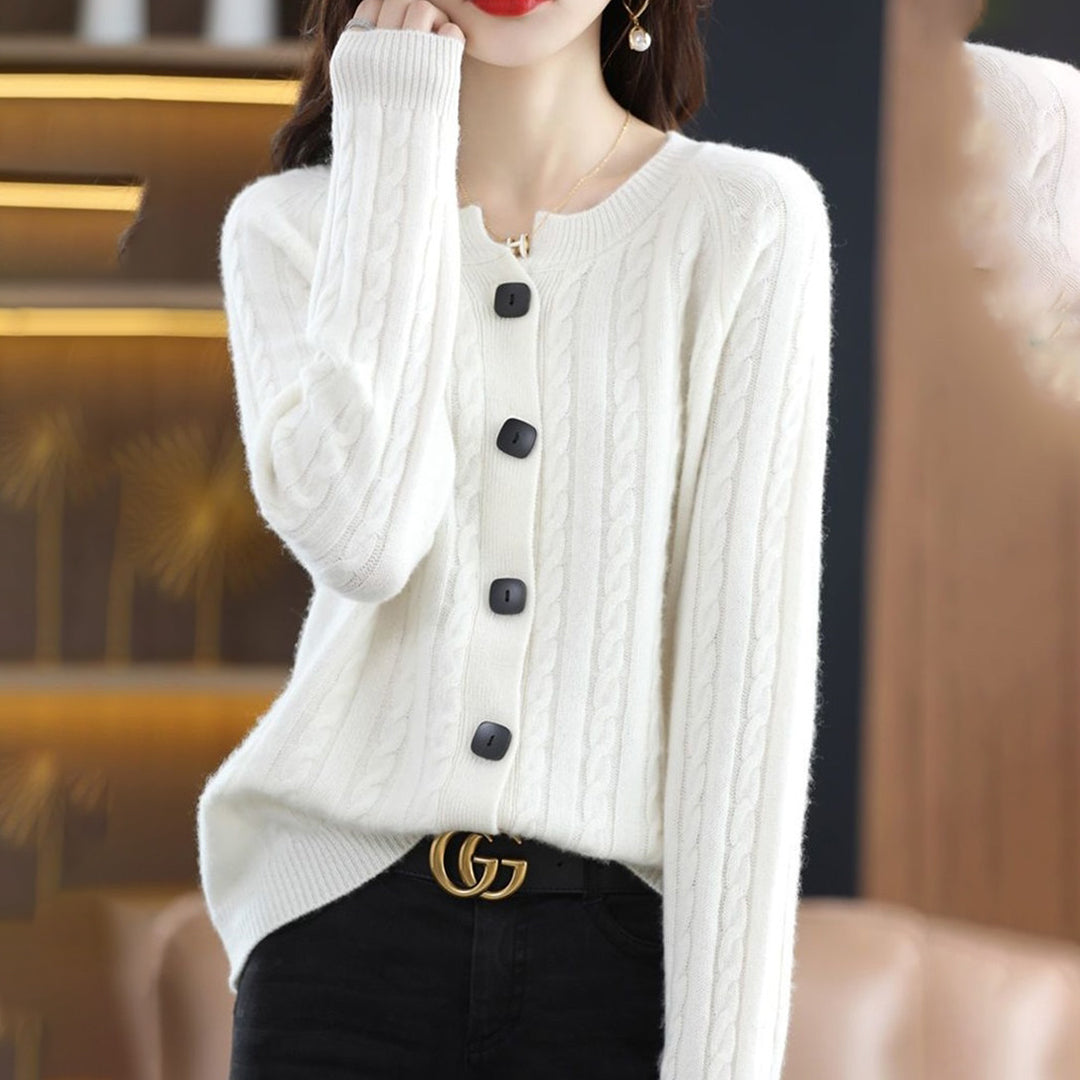 Women’s Cozy Button-Up Relaxed Fit Winter Cardigan