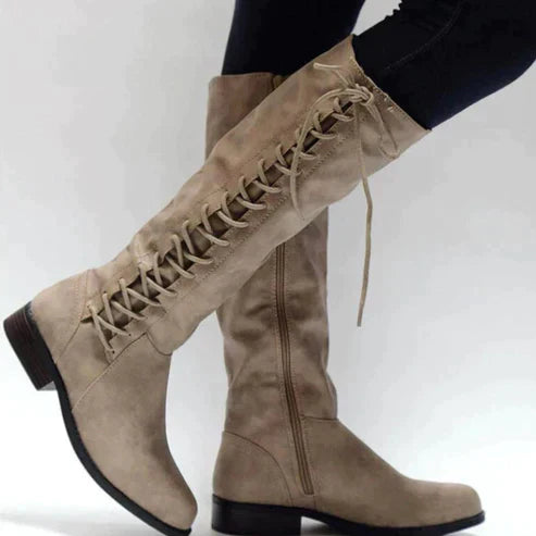 Botas altas de mujer con cordones
