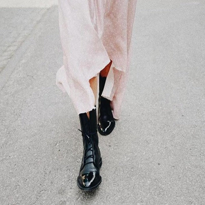 Botas clásicas de combate con cordones para mujer