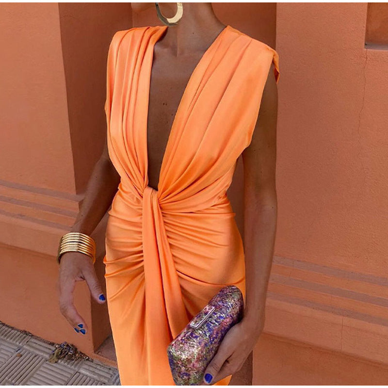 Elegante vestido con cuello en V