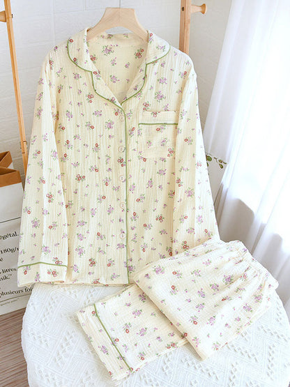 Women’s Long Sleeve Floral Pajama Set