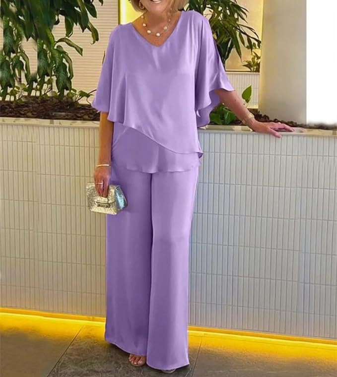 Comfortable set with wide legs