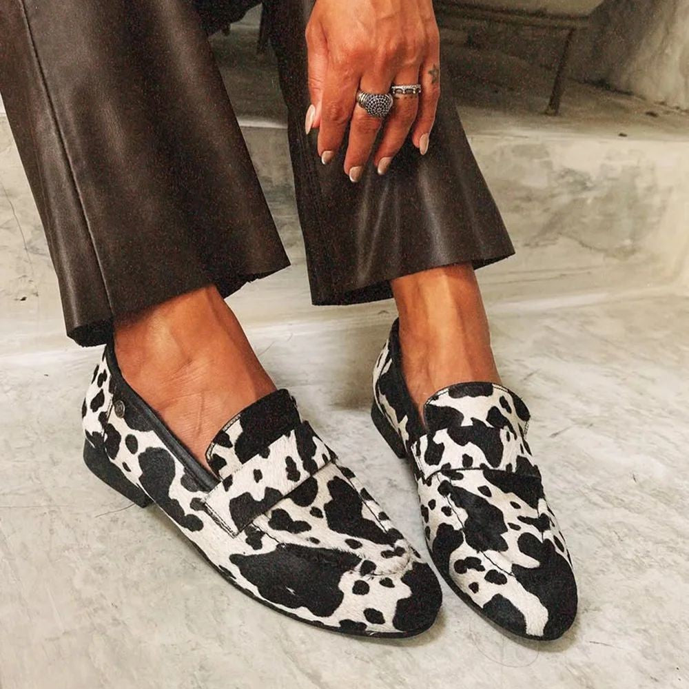 Mocasines elegantes con estampado animal