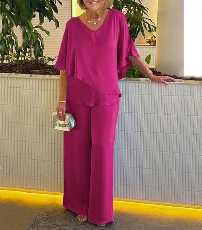 Comfortable set with wide legs