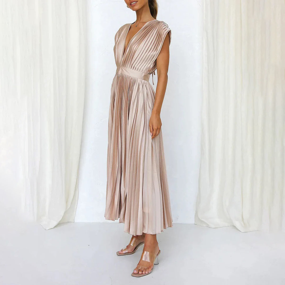 Vestido midi plisado atemporal