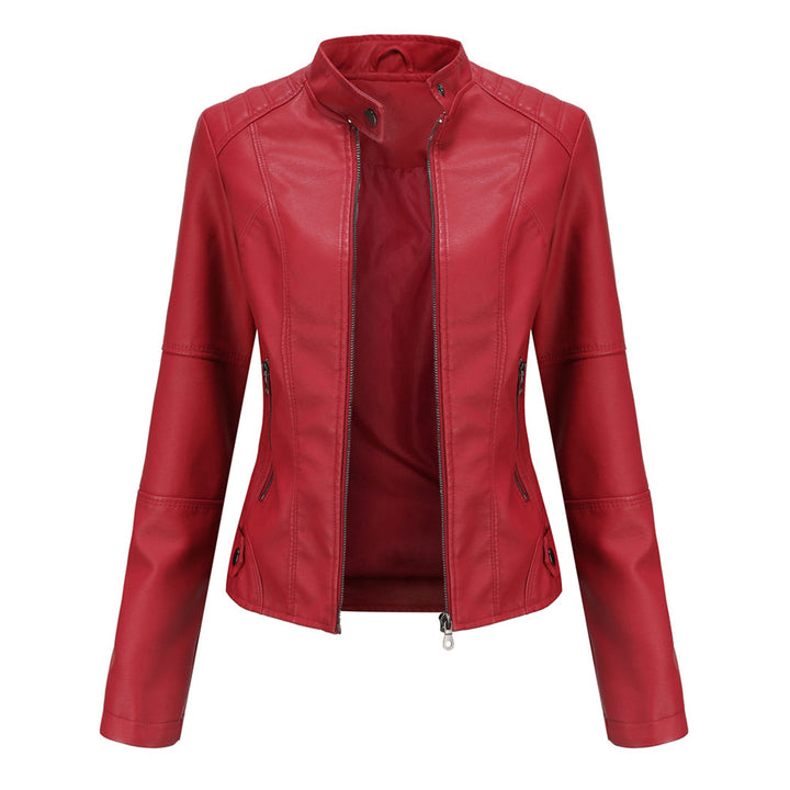 Chaqueta de motociclista elegante y entallada para mujer