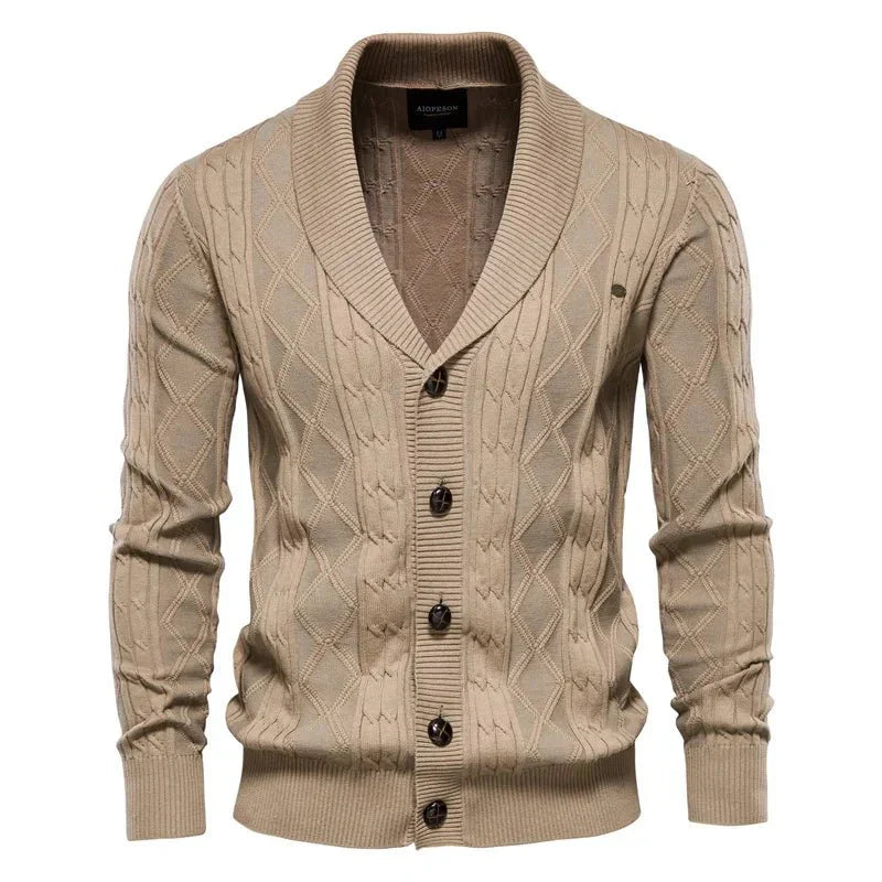 Cárdigan de hombre con tapeta de botones
