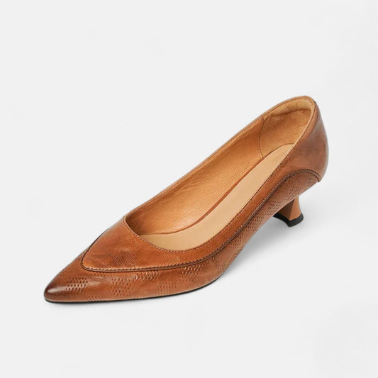 Zapatos de tacón de cuero refinado