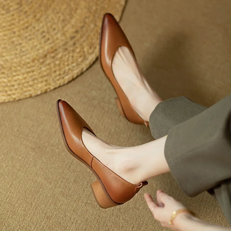 Zapatos de tacón clásicos y cómodos