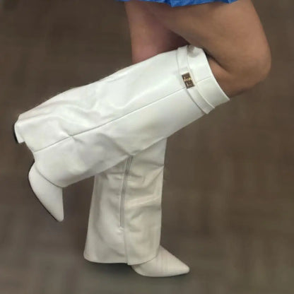 Botas bucaneras de piel para mujer con hebilla