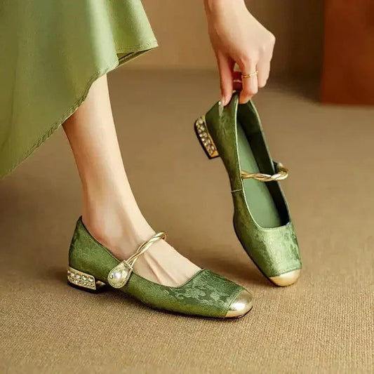 Tacones Mary Jane Vintage con Correa de Perlas