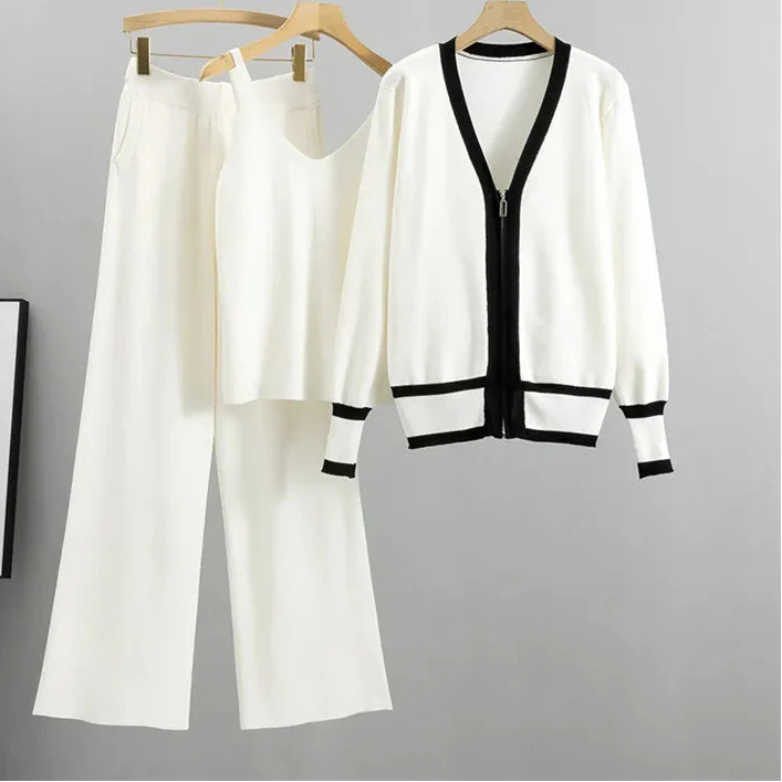 Women’s Relaxed Fit Cardigan With Matching Pants