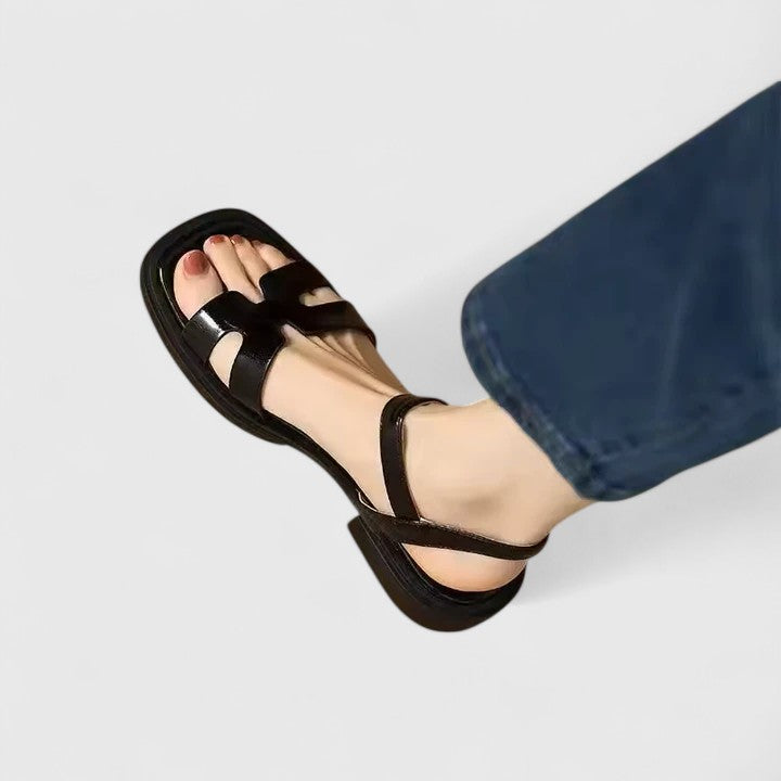 Deliane | Sofisticadas sandalias planas