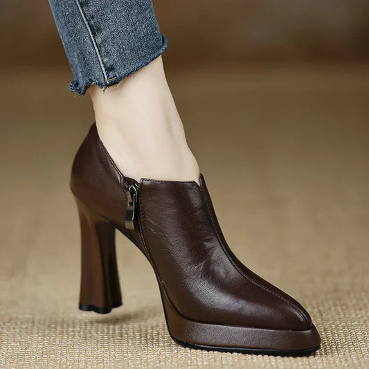 Zapatos de tacón elegantes