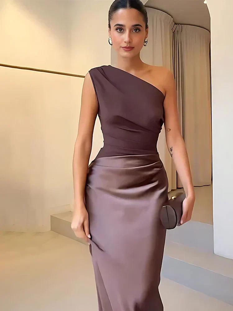 Luna™ | Vestido maxi de satén con abertura