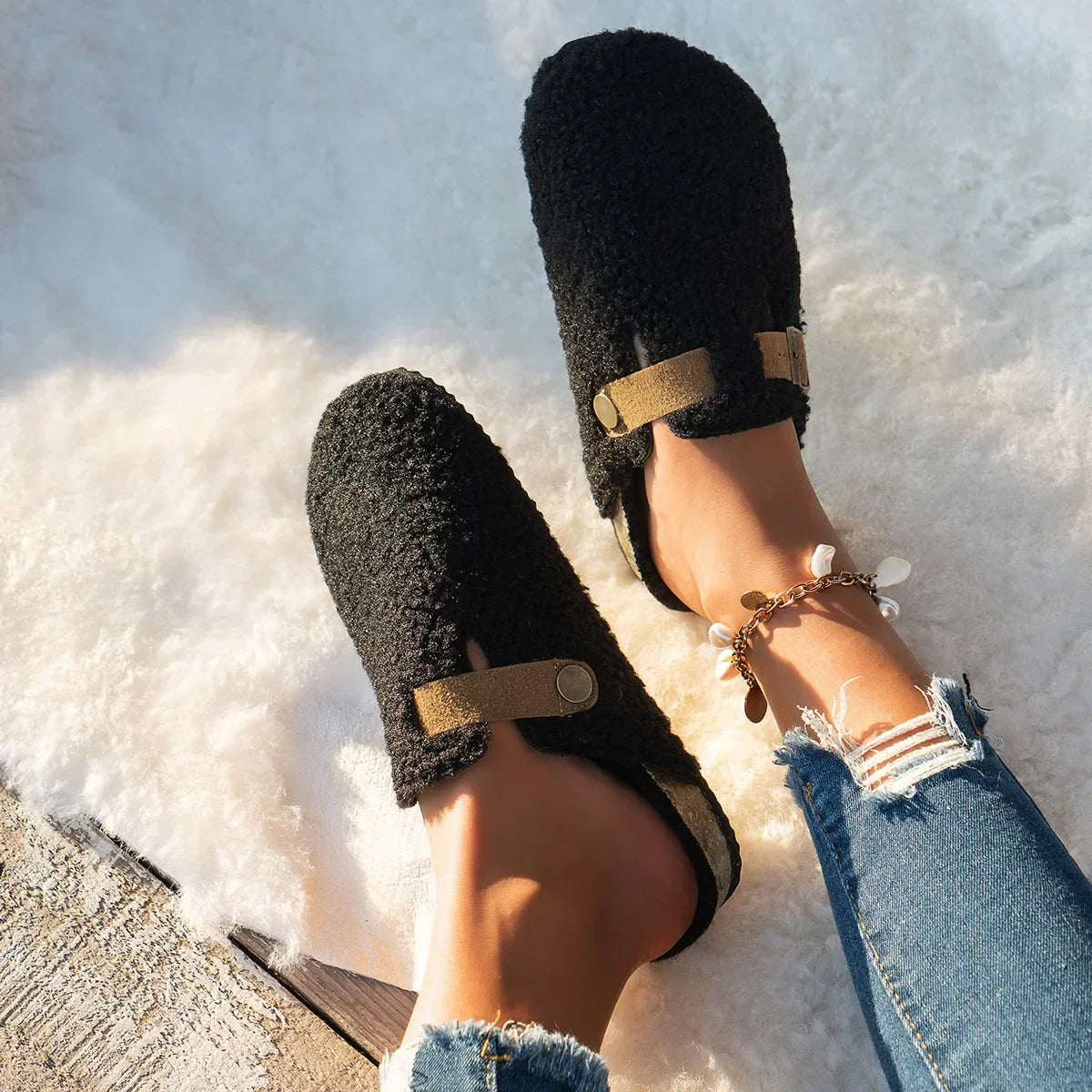 Women Cozy Slip-On Slippers