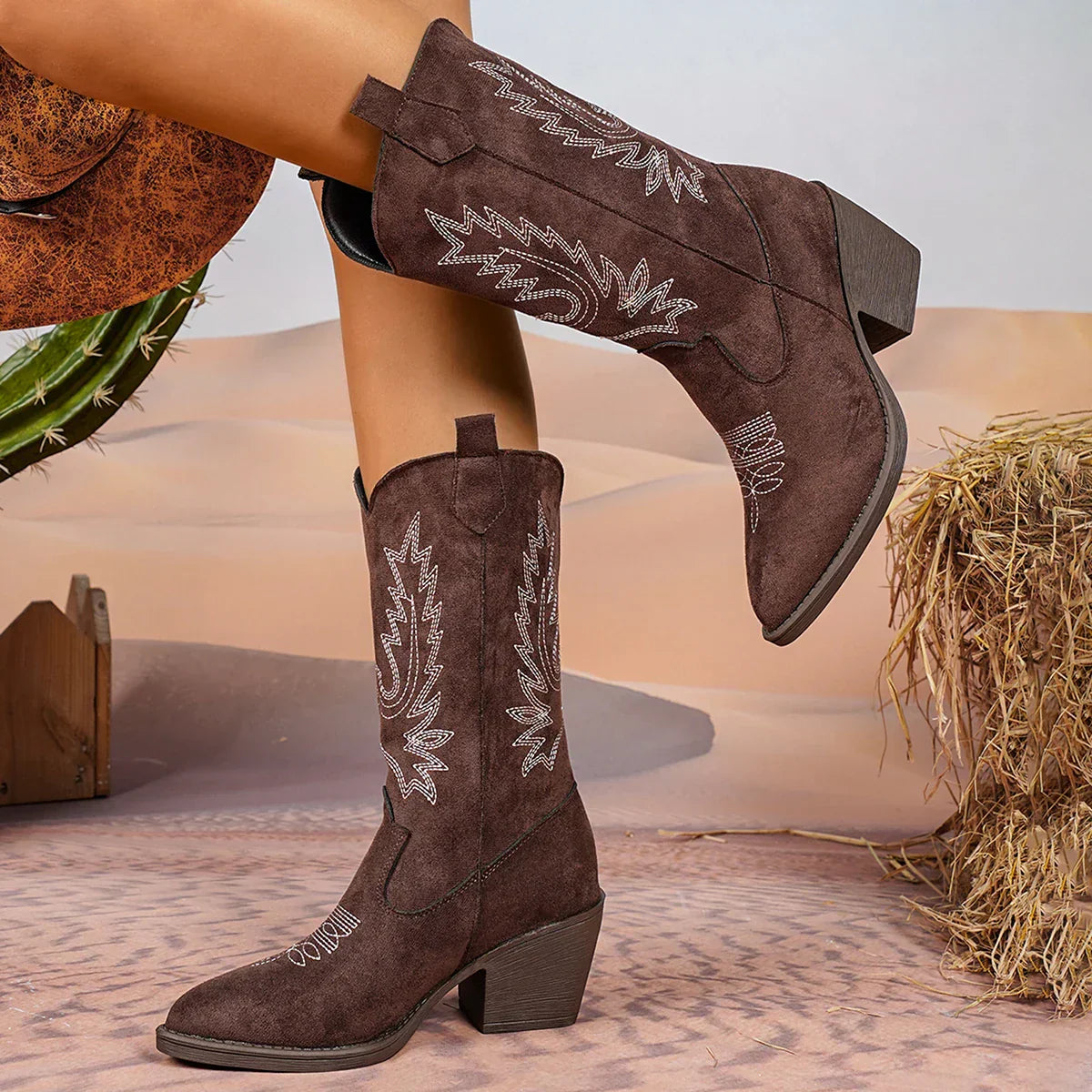 Botas de cuero de caña alta con tacón para mujer