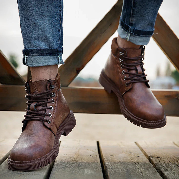 Men’s Safety Boots with Laces