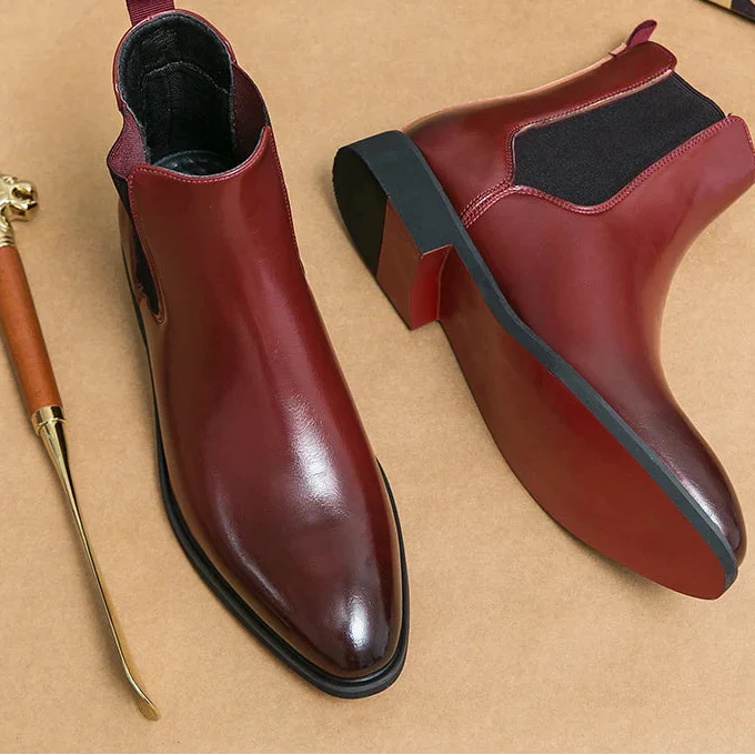 Elegant Leather Chelsea Boots for Men
