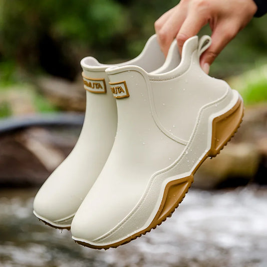 Women’s Waterproof Outdoor Slip-On Boots