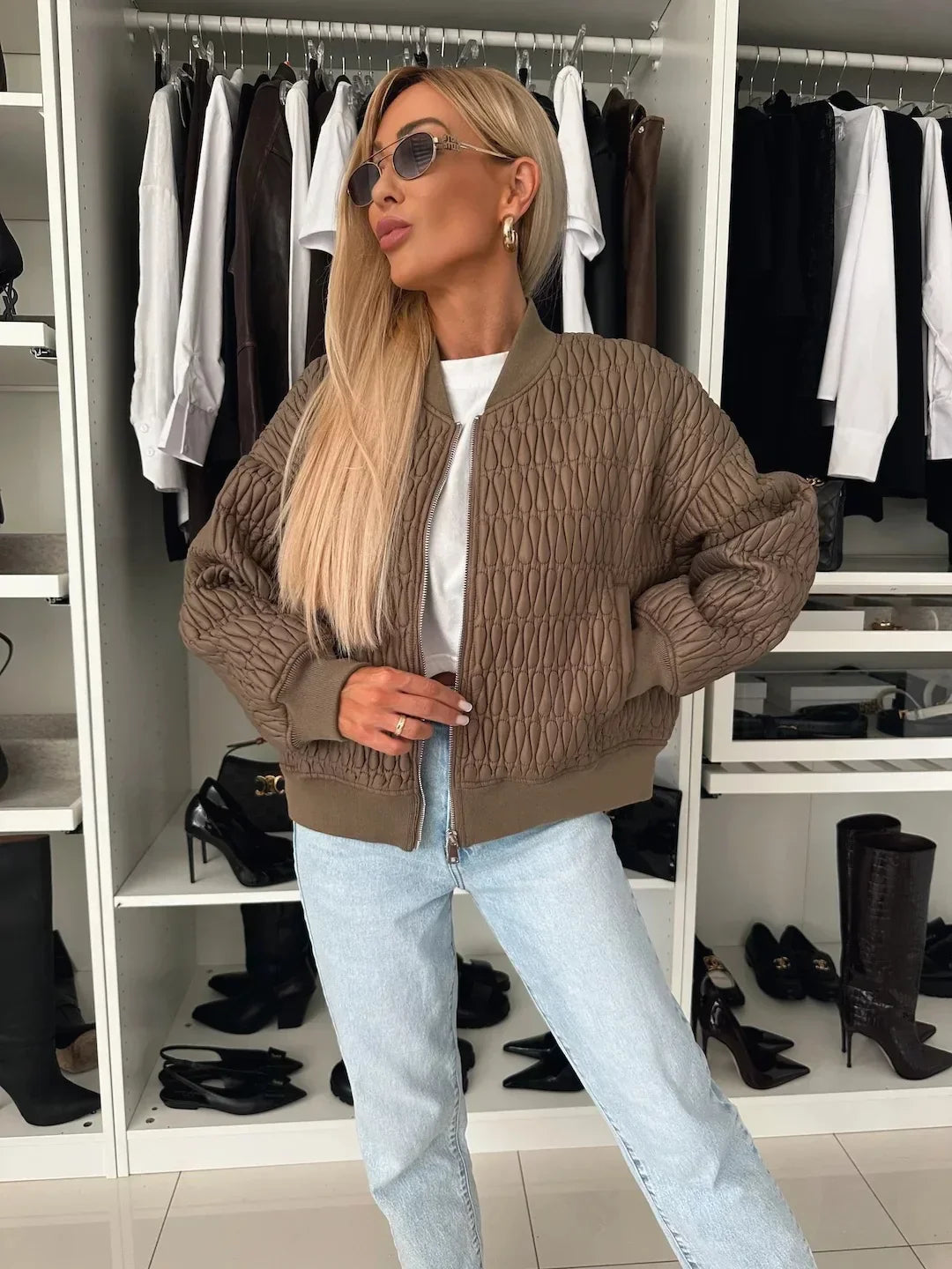 Chaqueta bomber acolchada con estilo