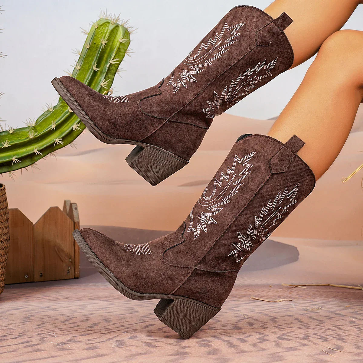 Botas de cuero de caña alta con tacón para mujer