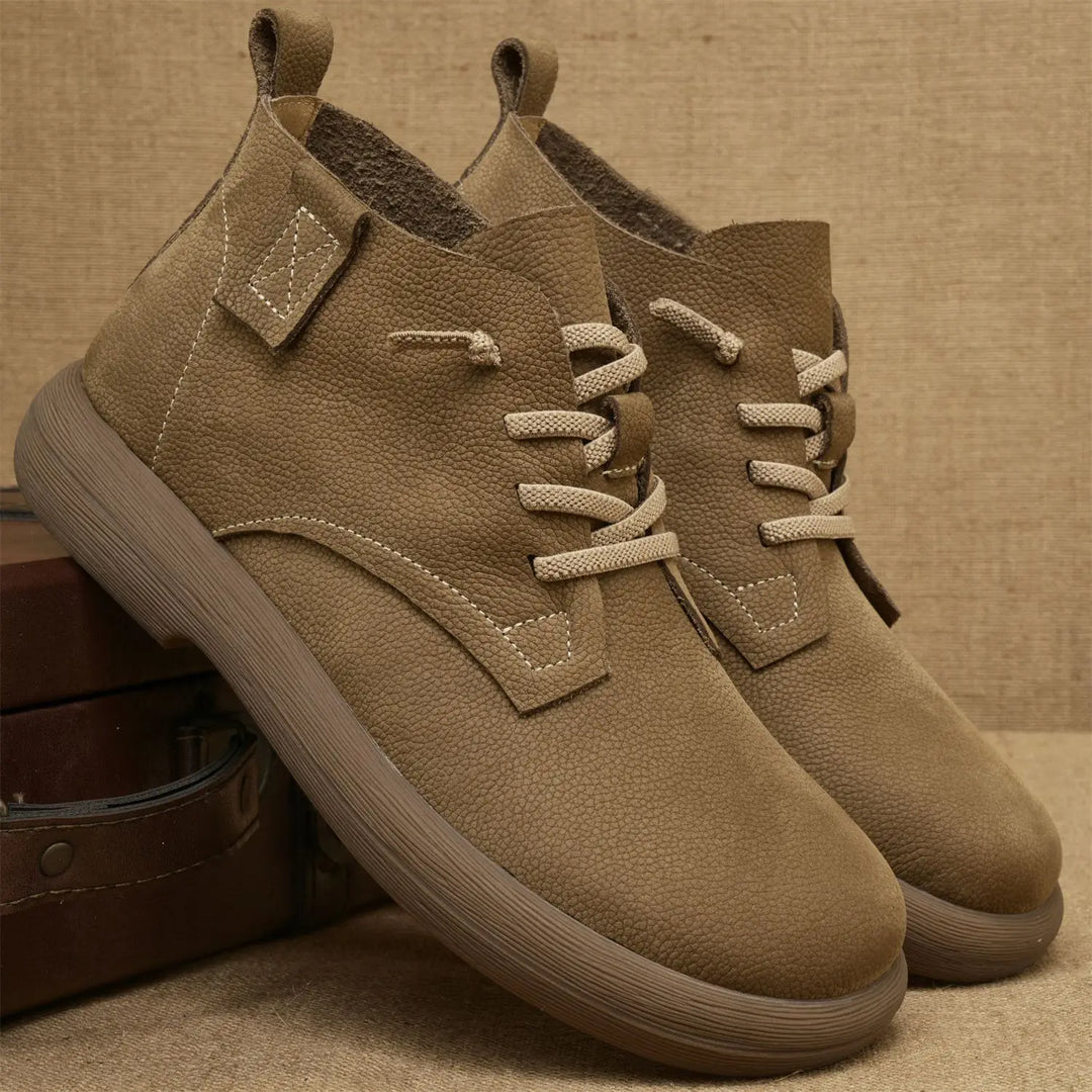 Men’s Casual Lace-Up Shoes
