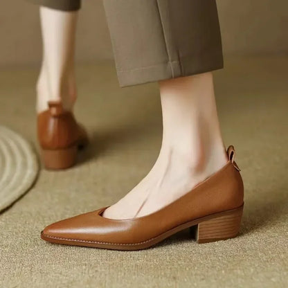 Zapatos de tacón clásicos y cómodos
