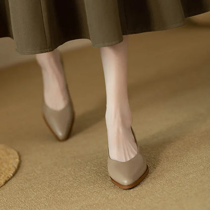 Zapatos de tacón clásicos y cómodos