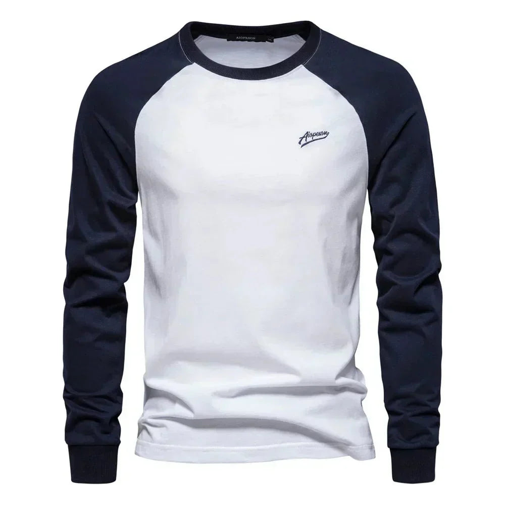 Camiseta de manga larga con mangas raglán