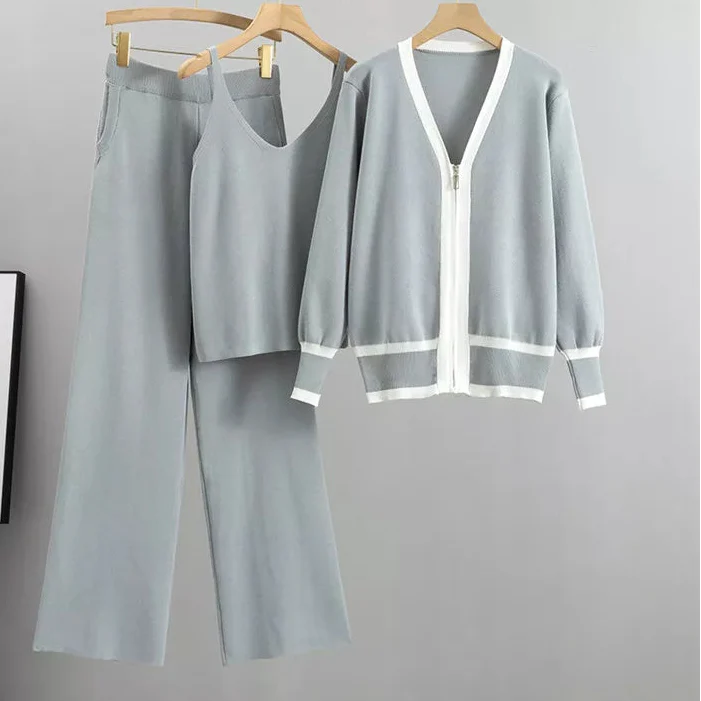 Women’s Relaxed Fit Cardigan With Matching Pants