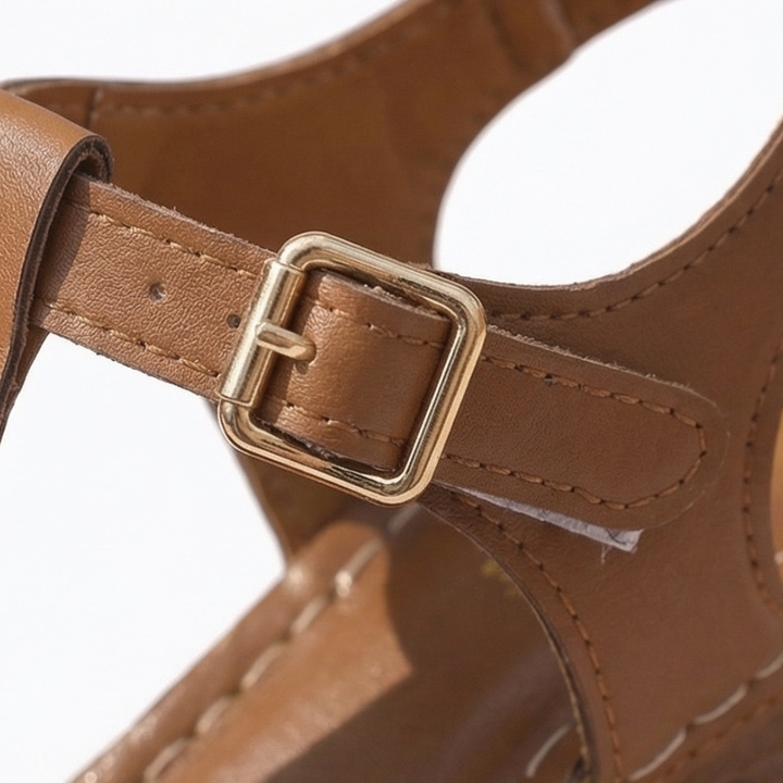 Solara™ – Sandalias Romanas de Tacón Cuadrado con Aberturas