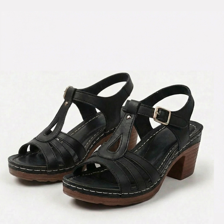 Solara™ – Sandalias Romanas de Tacón Cuadrado con Aberturas