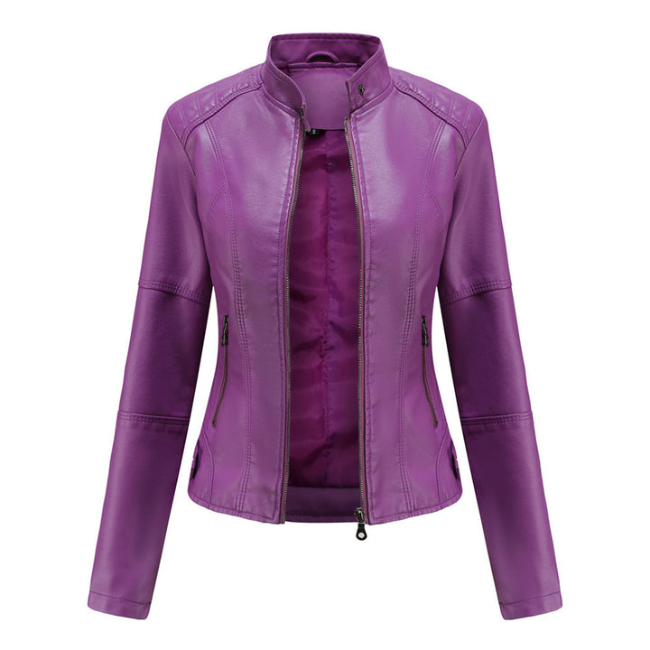 Chaqueta de motociclista elegante y entallada para mujer