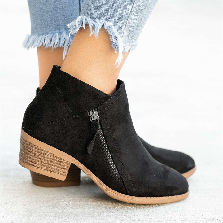 Women’s Zip-Up Ankle Boots