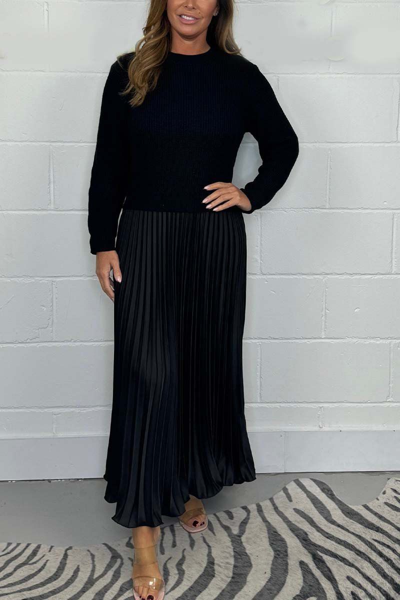 Maxivestido con suéter y falda plisada