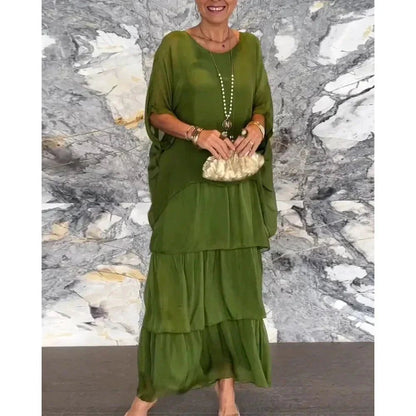 Long and Flowing Elegant Dress