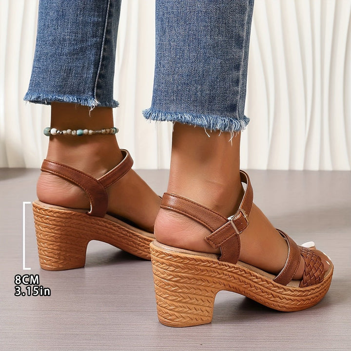 Aira | Woven Sandals