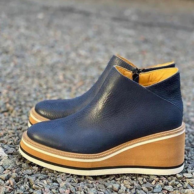 ELEGANT WATERPROOF BOOTS