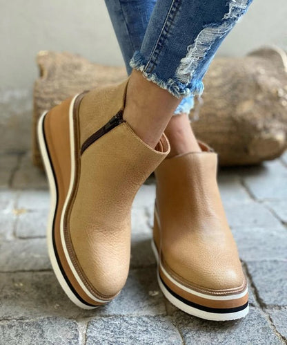 ELEGANT WATERPROOF BOOTS