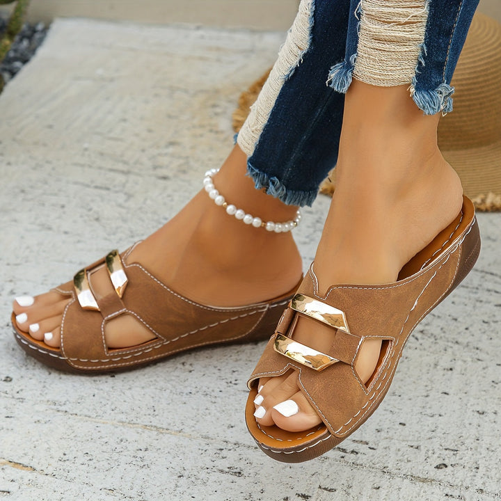 Sandalias con hebilla deslizante
