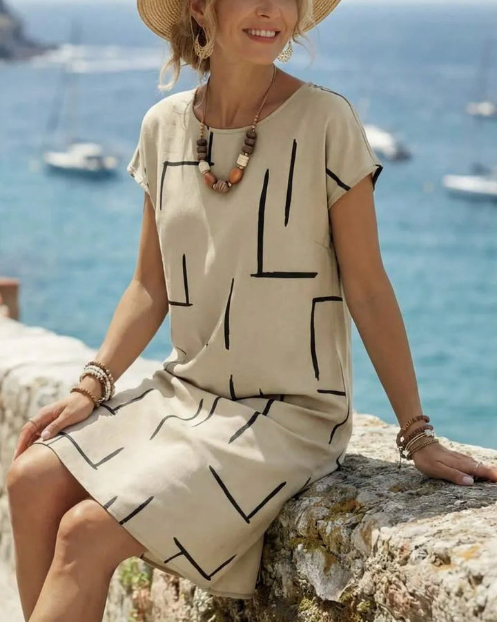 Ainee – Summer Dress with Round Neckline and Print