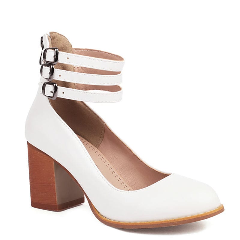 Zapatos de tacón con triple hebilla