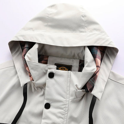 Comfortable Windproof Waterproof Jacket with Multi Pockets