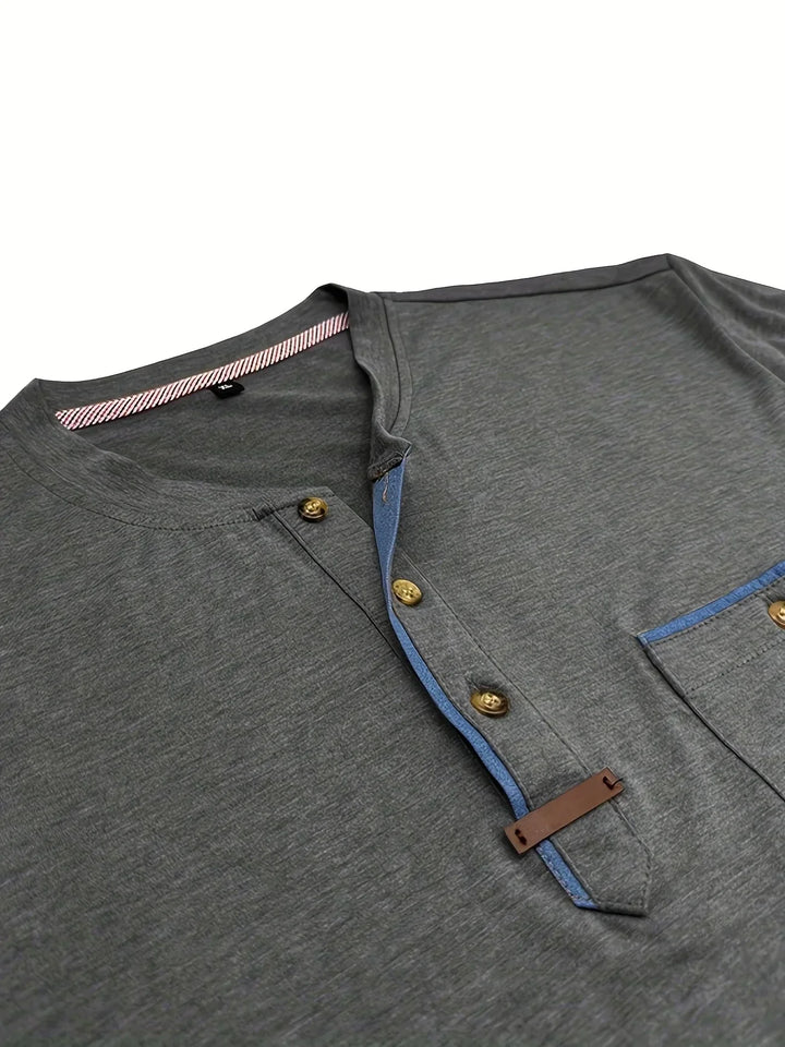 Camisa Clásica de Cuello Redondo con Bolsillo