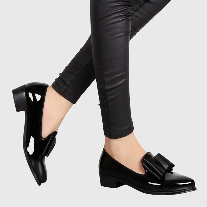 Timeless Rounded Toe Comfort Loafers