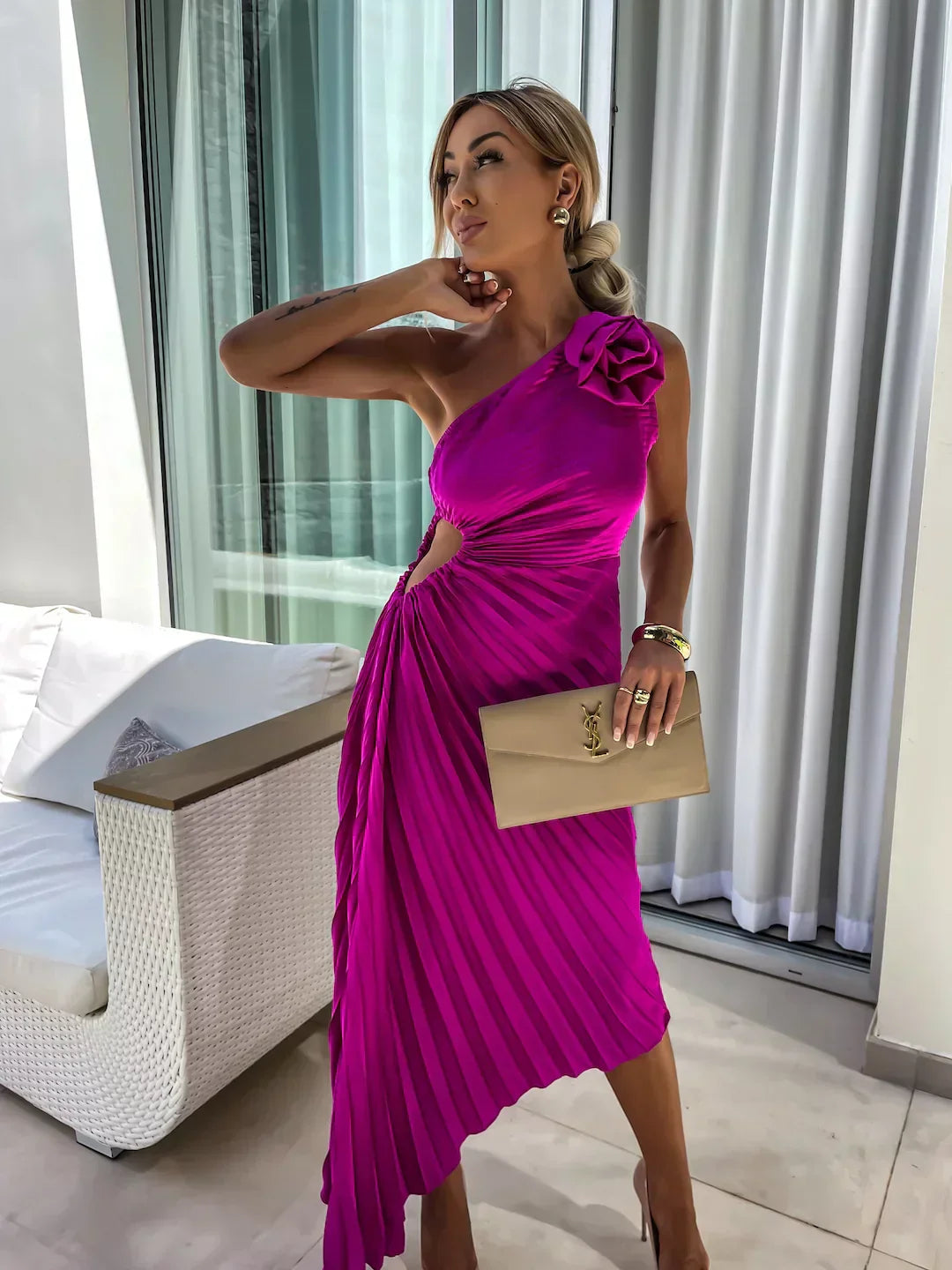 Elegant Floral One-Shoulder Maxi Dress