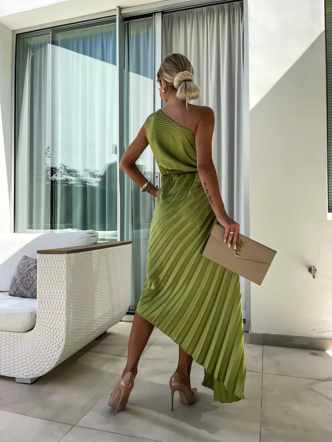 Elegant Floral One-Shoulder Maxi Dress