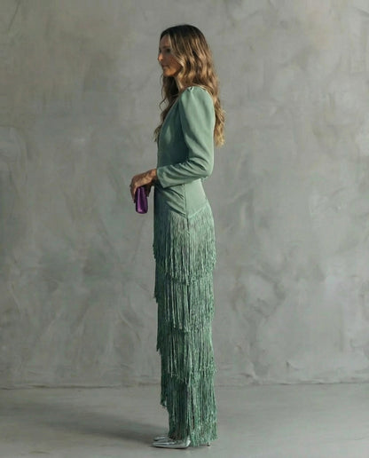 Clara · Elegant dress with fringe sleeves