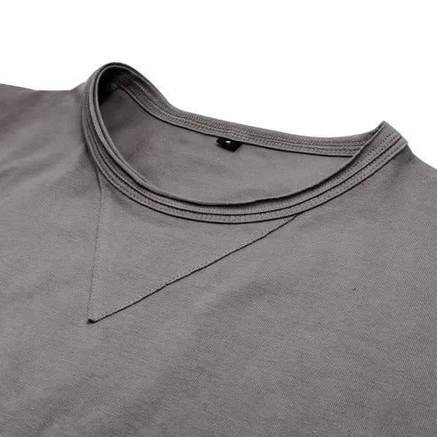 Camiseta Esencial de Cuello Redondo